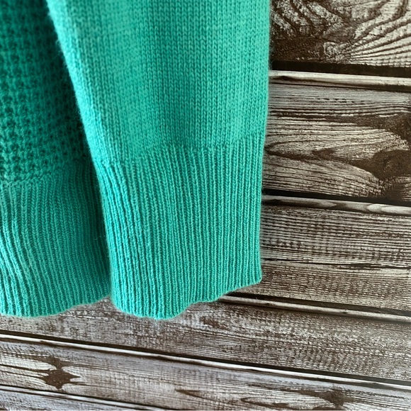 NWT J Crew Factory Merino Wool Blend Sweater Size M‎ - Picture 3 of 6